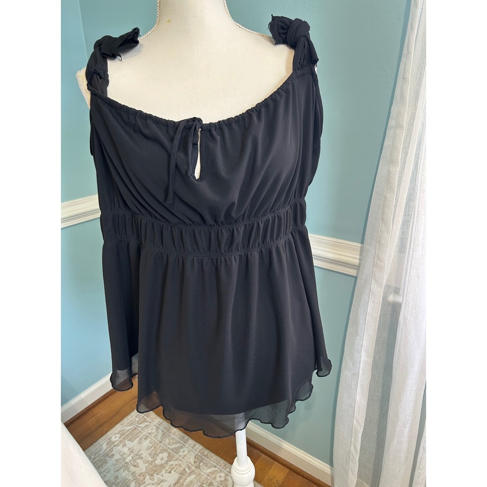 Torrid Black Empire Waist Tie Shoulder Keyhole Top Plus Size 4 4X Sleeveless